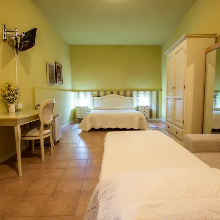 Centro Storico 3* Canelli